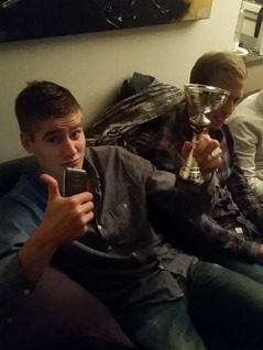Fjolårets rookie, Ted Fontér stod för en bejublad comeback i lördags. Han prydde insatsen med matchens första mål. Fjolårets rookie, Ted Fontér stod för en bejublad comeback i lördags. Han prydde insatsen med matchens första mål.