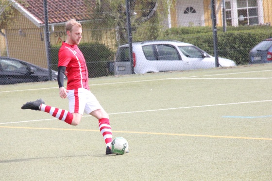 Ett långt inkast från Oscar Hallberg låg bakom Lokets enda mål för dagen. Ett långt inkast från Oscar Hallberg låg bakom Lokets enda mål för dagen.