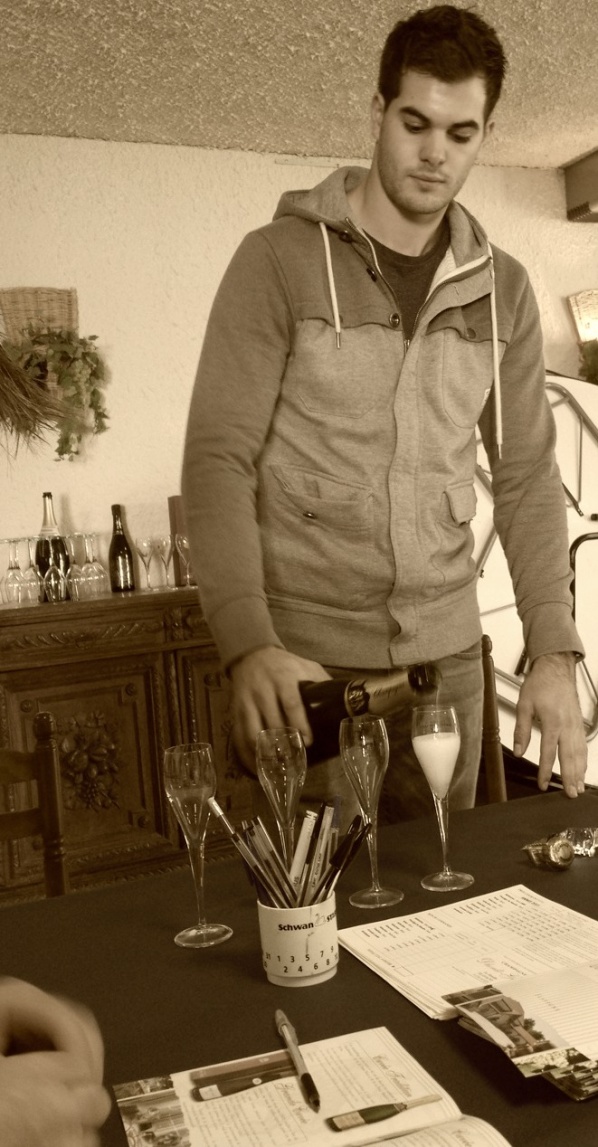Adrien Dhondt & fantastisk Champagneprovning vid vårt besök i november.