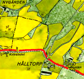 Hålltorp (Lilla) på 1960 års karta (Lantmät. Historiska Kartor) Röd markering Ljungstorpsvägen som gräns mot norr. Klicka på bilden för större karta!