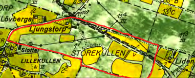 Med rött = gräns för den friköpta marken för Ljungstorps gård enligt 1960 års karta