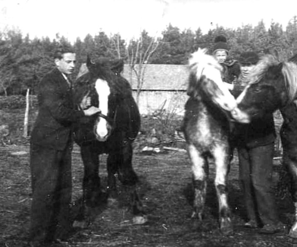 Arne Andersson, Bertil på hästen och Artur Falk 1940-tal