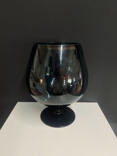 57611. Stort glas