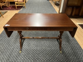 61851. Soffbord (reserverad)