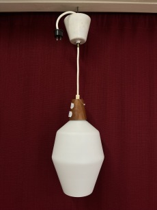 62341. Retro teak lampa