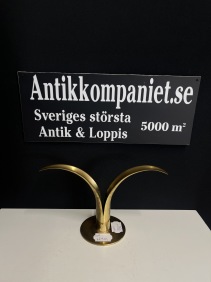 62401. ”Liljan” Ystad Metall Ljusstake