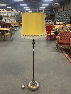 63391. Golvlampa