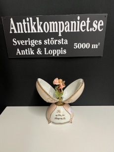 63881. Speldosa ägg ”dotter”