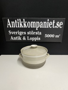 64021. Carl Harry Stålhane Karott ”entré”