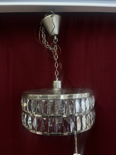 64131. Kristall lampa