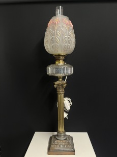 64891. Bordslampa