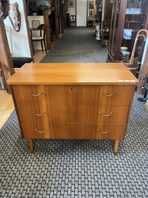 64901. Teak byrå