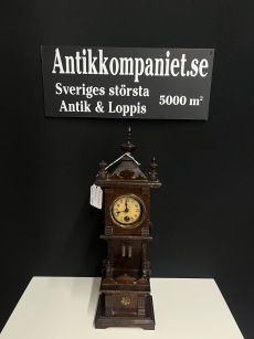 65671. miniatyr golvur