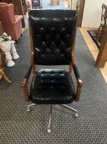 66491. Kontostol skinn