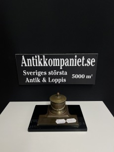 66681. Bläckställ