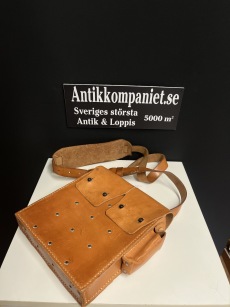 66921. Magasin väska