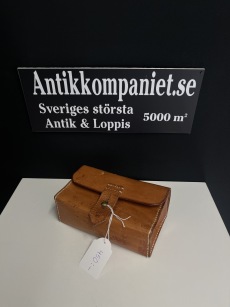 67031. Patron väska
