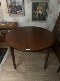 67061. Bord + en skiva