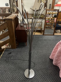 68211. Golvlampa ikea hovnäs