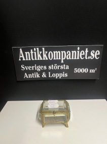 68221. Fickurs ställ