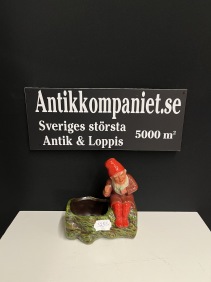 68811. Tomte