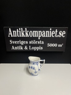 69251. Gräddkanna musselmalet