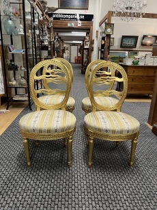 69351. Skrattstolar 4st