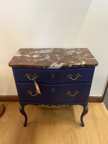 69391. Byrå bemålad