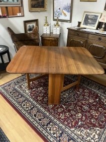 69741. Slagbord Carl Malmsten