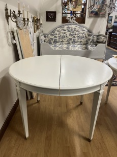 69901. Bord + en skiva