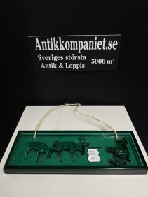 70321. Väggrelief Mona frisk