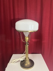 24471. Strindbergs bordslampa (SÅLD)