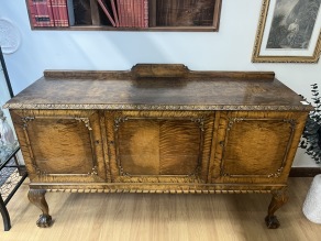 33511. Chippendale sideboard