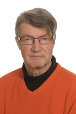 Lars Alm. Aktuell med sin sjätte roman, "Hämndens timma", en en roman om osämja och hämnd men också om en liten norrländsk by och dess invånare.
