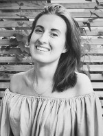 Anicia Sundström Eriksson. Aktuell med sin andra bok, romanen "Allt du aldrig hann säga".  Hennes debutbok, en självbiografi i dikt- och prosaform, "Skammen är inte din - om psykisk ohälsa och vägen mot helande" är  fortfarande högst aktuell.