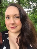 Anna-Theresé Hernqvist, författare. Aktuell med den vägledande boken "Fri och Lycklig", en bok som ger hopp och inspiration för att nå ett liv som fri och lycklig samt med barnboken "Milton och Skuggan" som handlar om att övervinna sin rädsla och ilska.