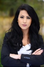 Shewin Hamadbag, författare. Aktuell med  den självbiografiska romanen "Sista  solglimten", om  ett barns uppväxt i Kurdistan och  senare i Sverige.