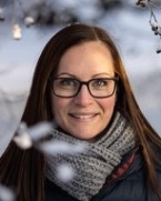 Mikaela Liss, fantasyförfattare. Strax aktuell med "Elma", första delen i fantasytrilogin "Skuggtvilling".