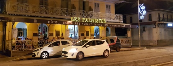Café Les Palmistes i Cayenne. Det är där man träffas. Café Les Palmistes i Cayenne. Det är där man träffas.