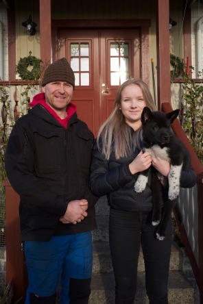 Max (Torrholmens Cock-a-hoop) flyttar till Dalarna.