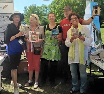 Nationaldagen i Rålambshovsparken i Stockholm med Lill Viljesten, Jenny Forsberg, Staffan Öberg och Birgitta Backlund Nationaldagen i Rålambshovsparken i Stockholm med Lill Viljesten, Jenny Forsberg, Staffan Öberg och Birgitta Backlund
