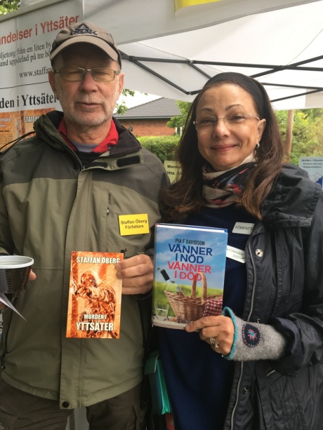 Staffan Öberg och jag på Skälby Gårds höstmarknad-17 Staffan Öberg och jag på Skälby Gårds höstmarknad-17