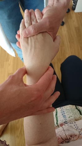 Heal with reflexology and handmassge Heal with reflexology and handmassge