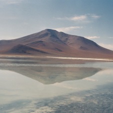 F1000017
