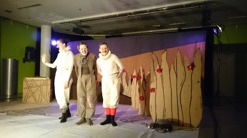 Click on the picture to download information about the show and pressreviews.