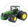 JOHN DEERE TRAKTOR