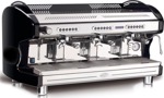 QM 65 3-Grupper. Professionell espressomaskin med tre grupper.