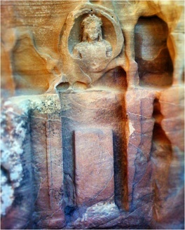 Guden i Petra får ett ansikte