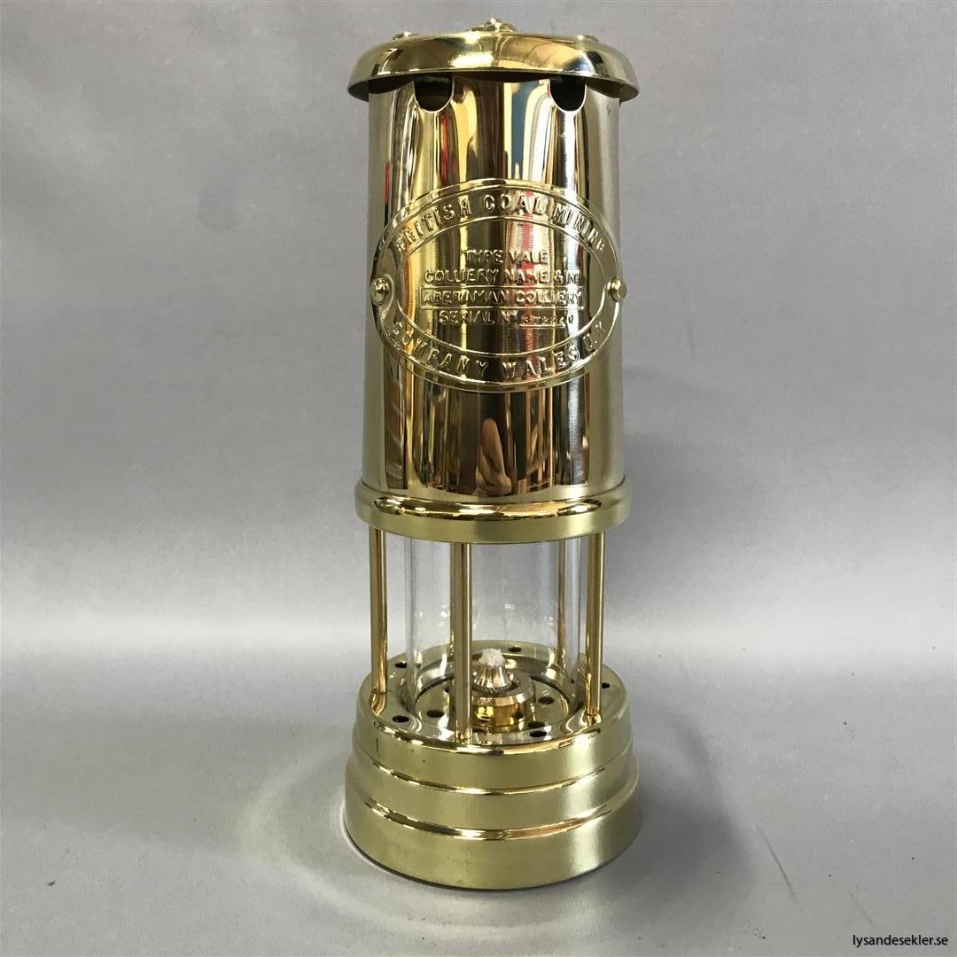 miner's lamp gruvlampa gruvlykta gruvlampor gruvlyktor oljelampor gruvmodell (44)