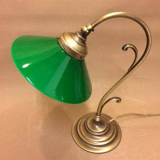 Jugendlampan med stor grön skomakarskärm - Jugendlampan stor grön skomakarskärm